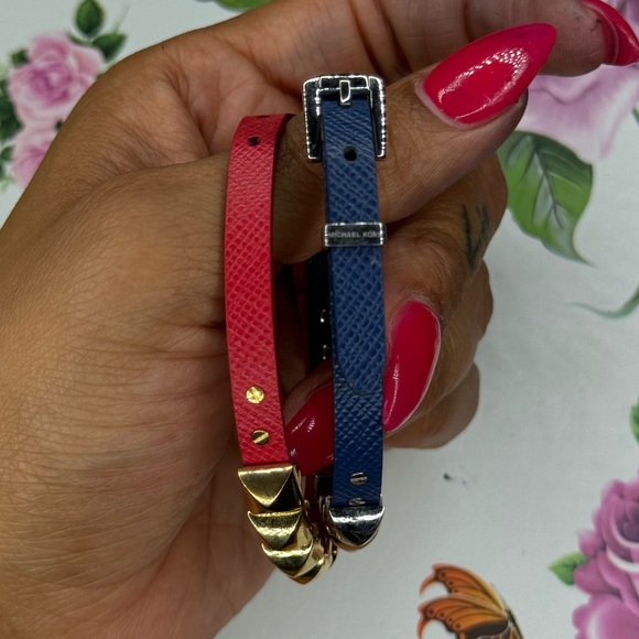 Michael Kors Leather Pyramid Stud B red and blue bundle - Picture 6 of 15